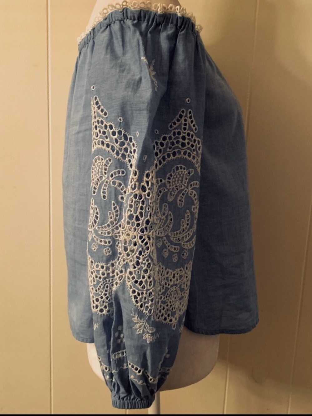 Yoana Baraschi Off-The-Shoulder Blouse Cotton Eyelet Sleeves Blue XS EUC - Picture 3 of 8